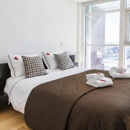 Rent4rest Parque Nações 17th Floor River View * Lissabon