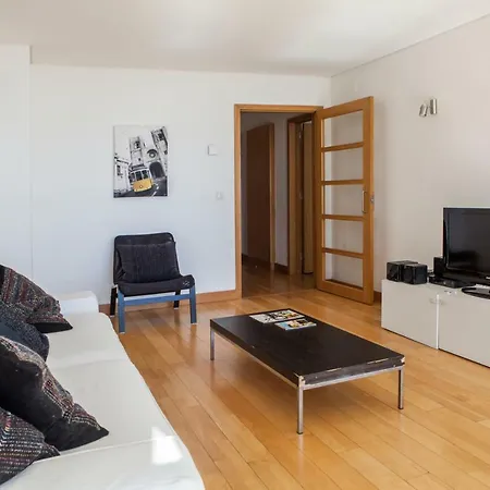 Rent4Rest Lisbon Parque Das Nacoes 17Th Floor River View Lisbon