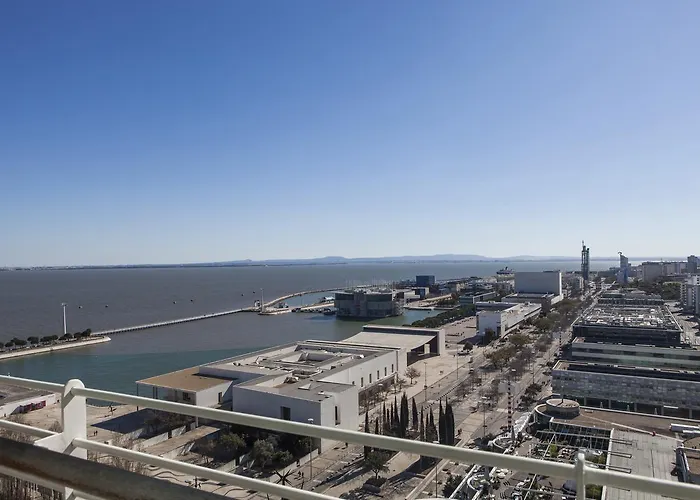 Rent4rest Parque Nações 17th Floor River View